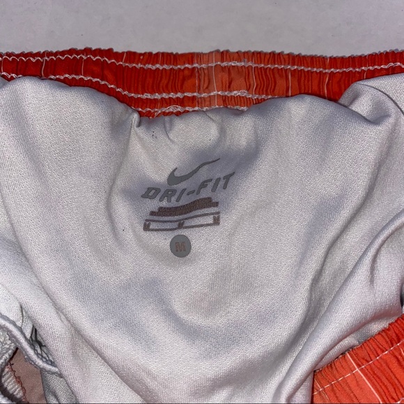 Women’s ombre Nike tempo running shorts sz M - Picture 10 of 10